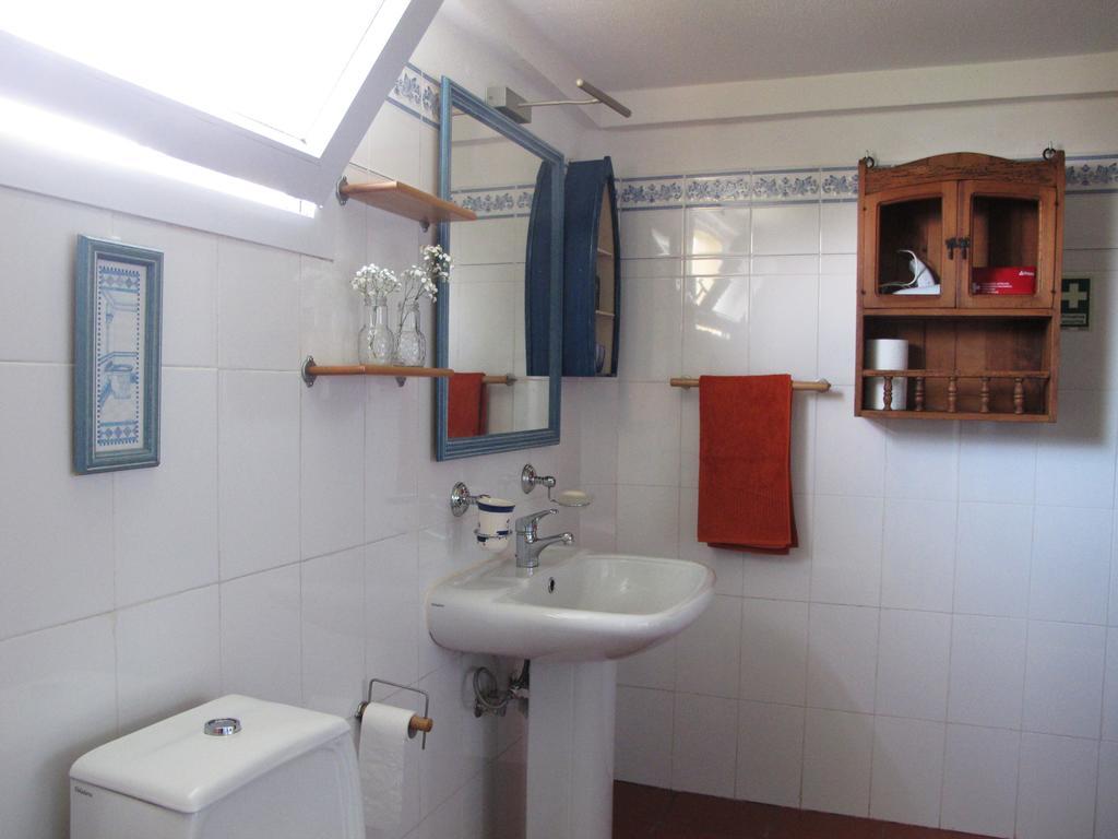 Bisbis House Hostal Porto Moniz Exterior foto